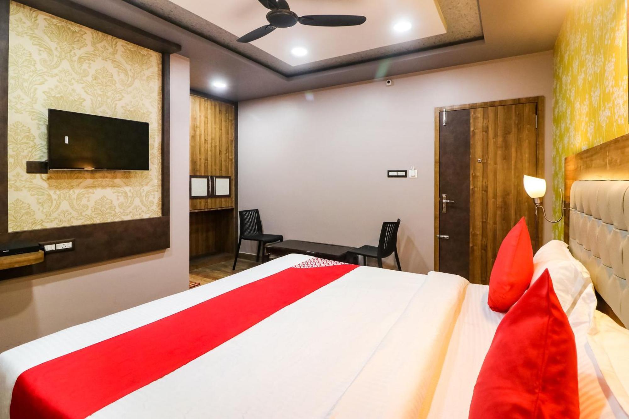 Super Hotel O Padma Manor Brahmapur Exterior photo